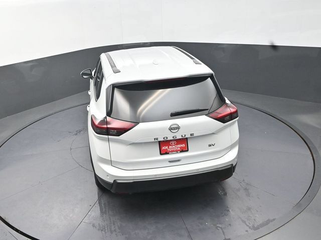 Used 2024 Nissan Rogue SV FWD image 27