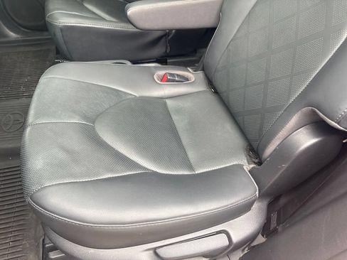 Used 2020 Toyota Highlander Platinum AWD/4WD image 42