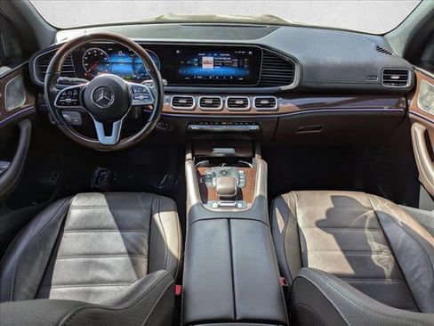 Used 2022 Mercedes-Benz GLS 450 4MATIC image 15