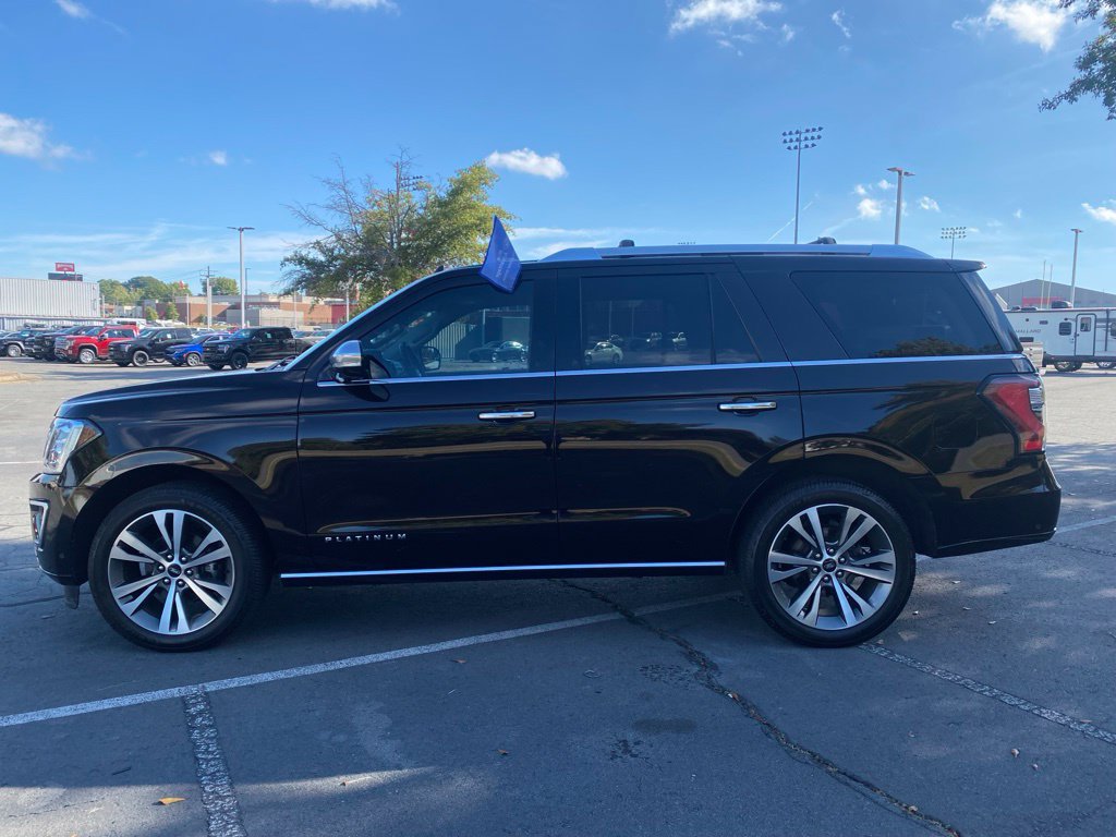 Used 2021 Ford Expedition Platinum AWD/4WD image 4