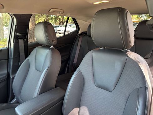Used 2025 Buick Encore GX Preferred FWD image 35