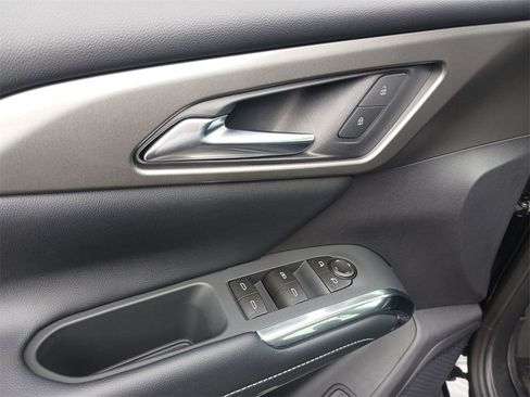 New 2026 Chevrolet Traverse LT w/ Sun and Wheel Package image 30