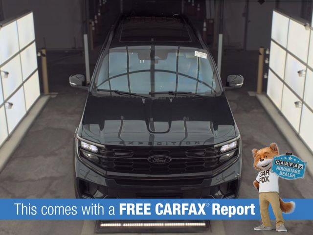 Used 2025 Ford Expedition Max Platinum w/ Stealth Appearance Package AWD/4WD image 2