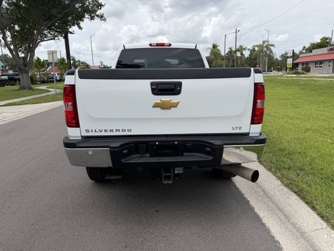 Used 2011 Chevrolet Silverado 2500 LTZ w/ LTZ Plus Package AWD/4WD image 8