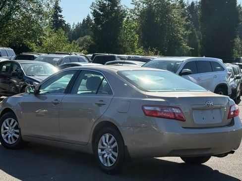 Used 2009 Toyota Camry LE FWD image 8