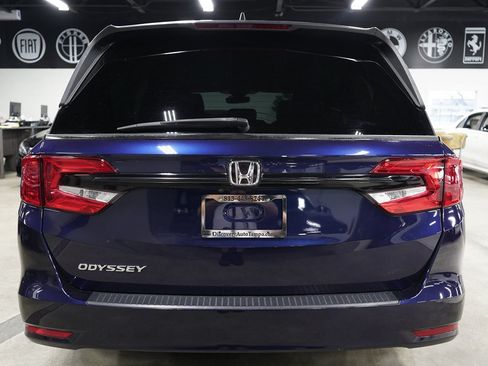 Used 2021 Honda Odyssey EX-L image 3