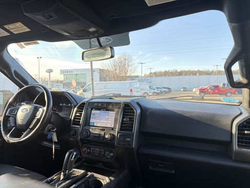 Used 2018 Ford F150 XLT w/ Equipment Group 302A Luxury image 16