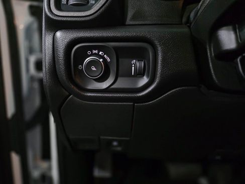 Used 2022 RAM 2500 Tradesman image 30