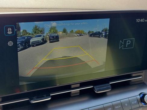 New 2026 Hyundai Kona SEL Premium image 9