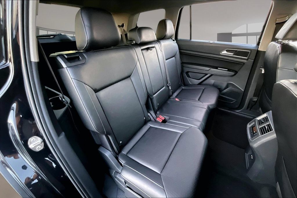 Used 2019 Volkswagen Atlas SEL R-Line FWD image 23