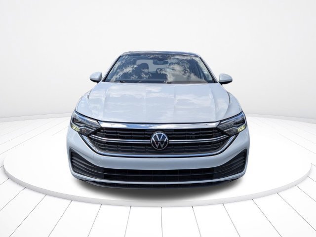 Used 2024 Volkswagen Jetta SE FWD image 8