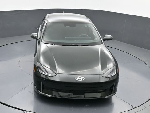 Used 2024 Hyundai Ioniq 6 SEL RWD image 33