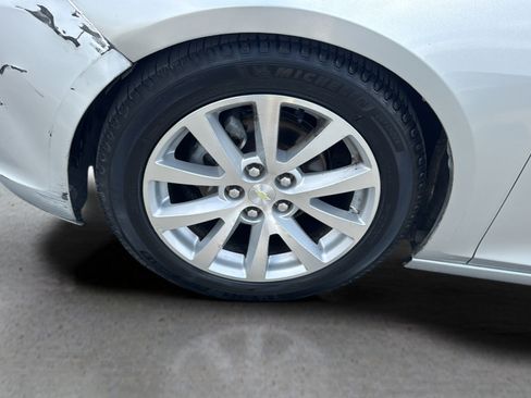 Used 2013 Chevrolet Malibu LTZ FWD image 17