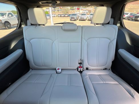 New 2026 Jeep Grand Wagoneer Limited AWD/4WD image 22