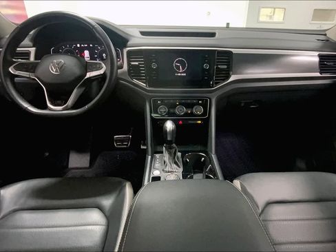 Used 2023 Volkswagen Atlas SEL Premium image 9