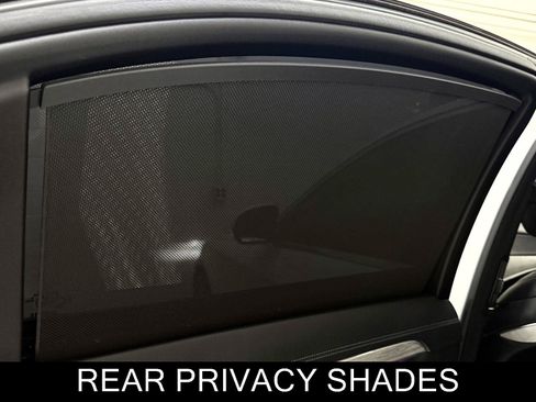 Used 2016 Mercedes-Benz S 550 Sedan w/ Premium Package image 18