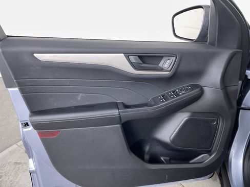 Used 2022 Ford Escape SE w/ Convenience Package image 10