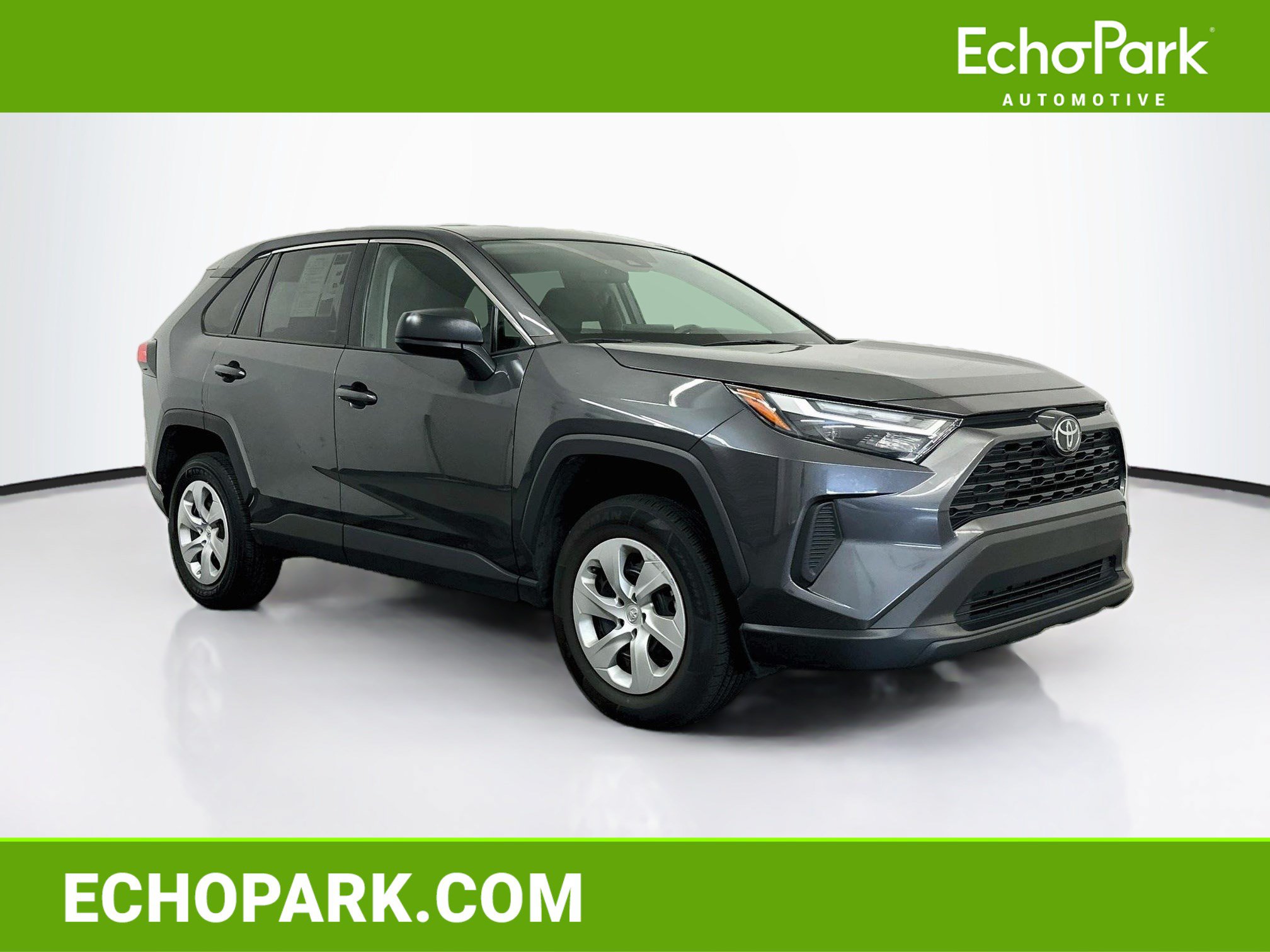 Used 2025 Toyota RAV4 LE AWD/4WD image 1