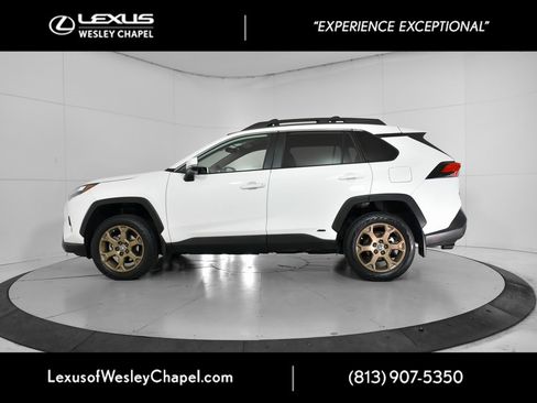 Used 2023 Toyota RAV4 AWD Hybrid image 10