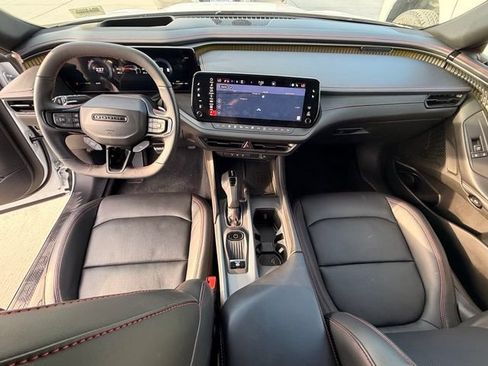 Used 2024 Dodge Charger Daytona R/T w/ Plus Group AWD/4WD image 13