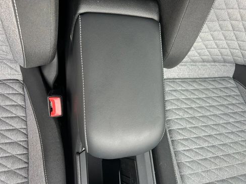 Certified 2026 Volkswagen Tiguan S FWD image 33