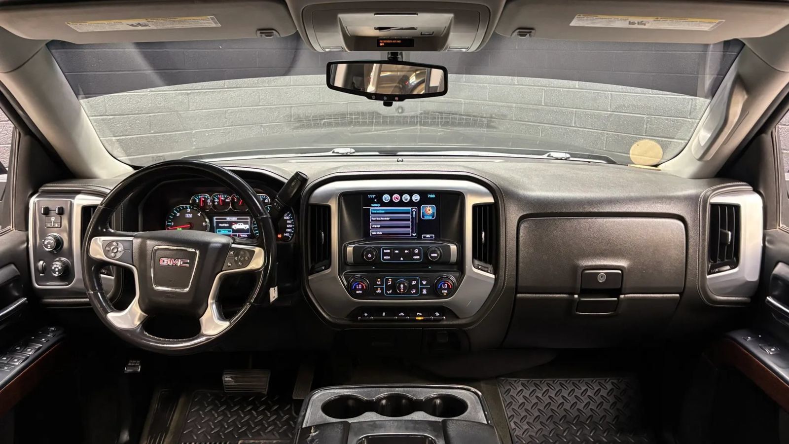 Used 2017 GMC Sierra 1500 SLE w/ SLE Value Package AWD/4WD image 9