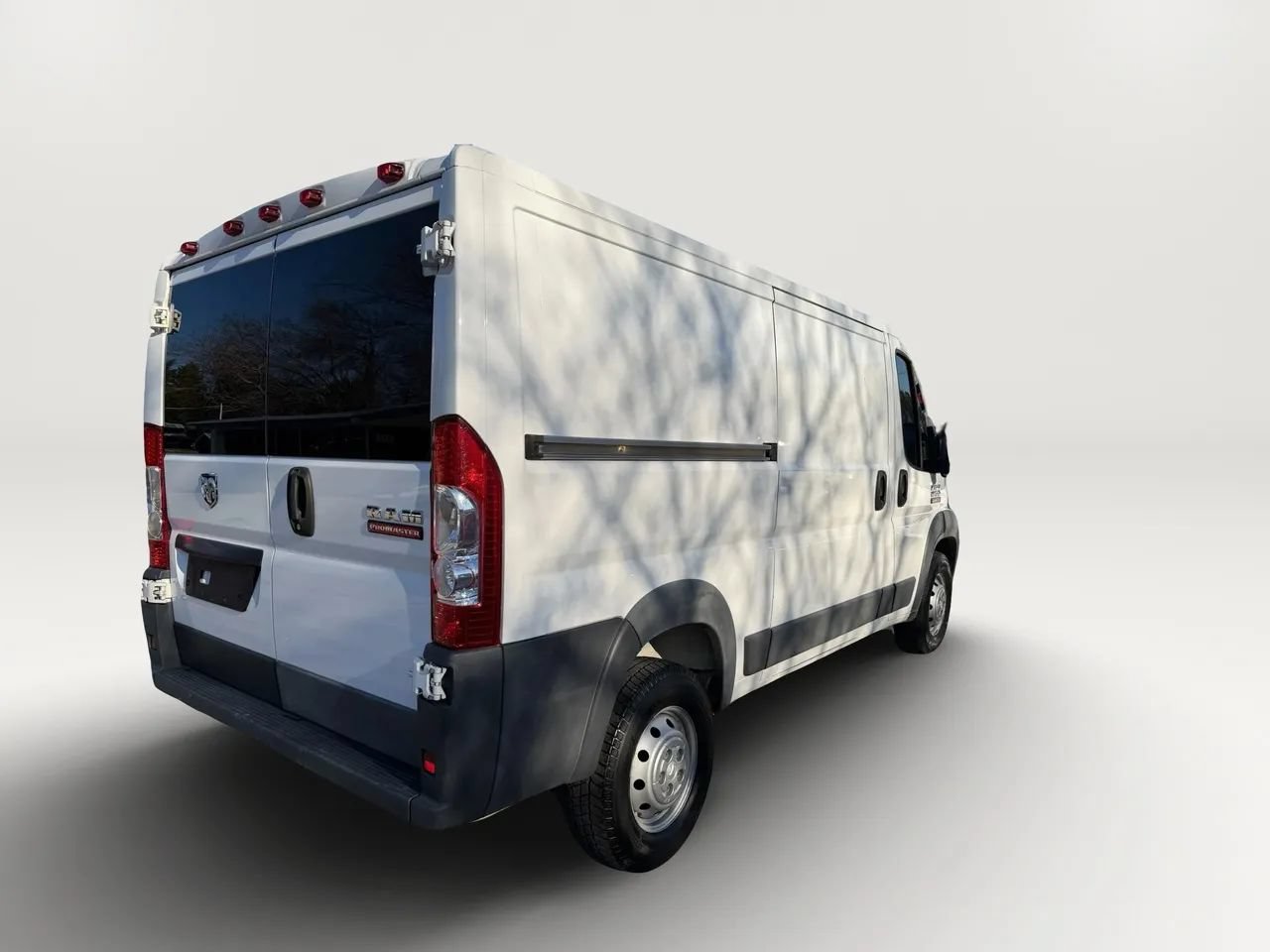 Used 2017 RAM ProMaster 1500 FWD image 3