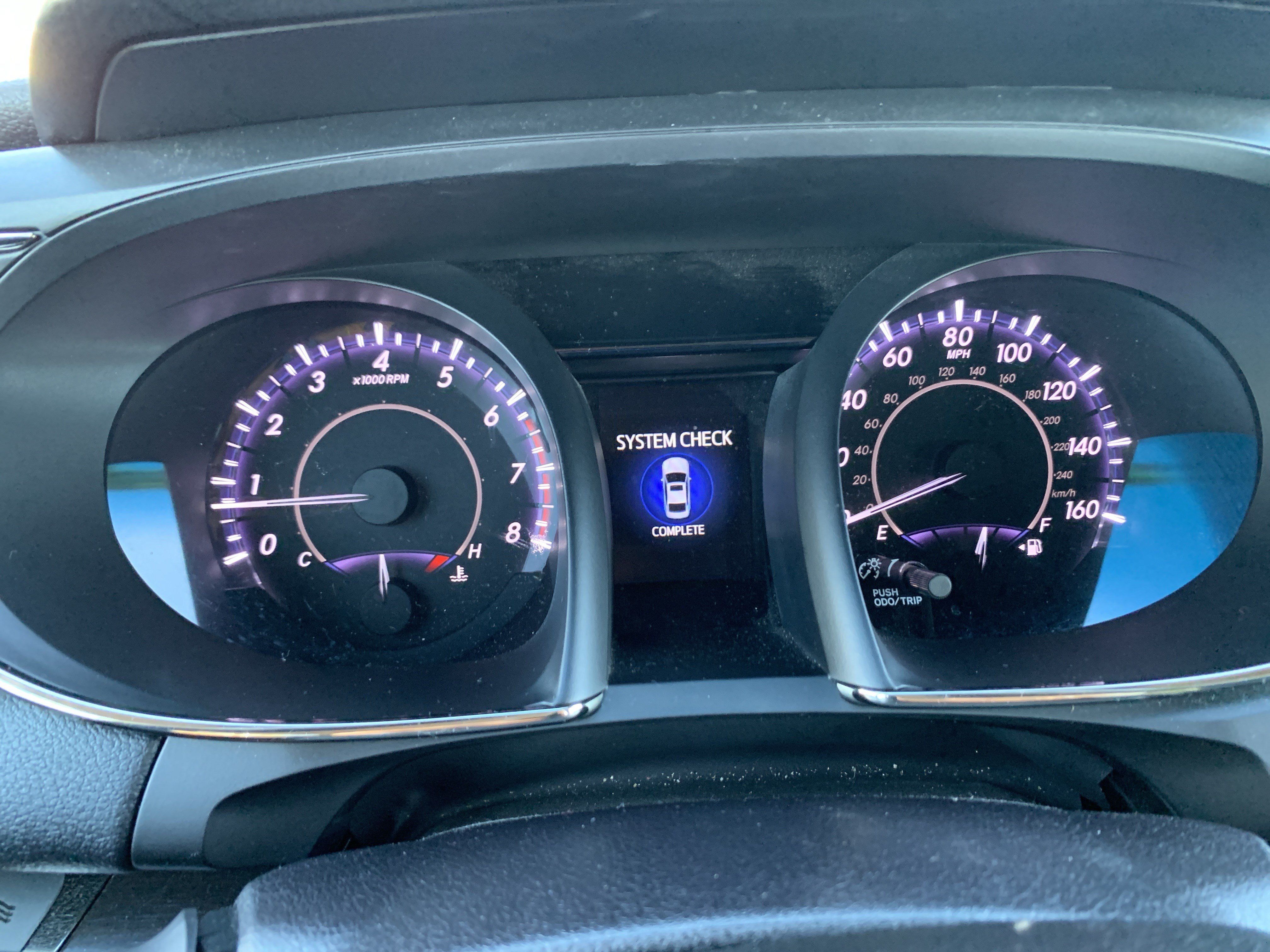 Used 2016 Toyota Avalon Limited w/ Toyota Safety Sense Package FWD image 21