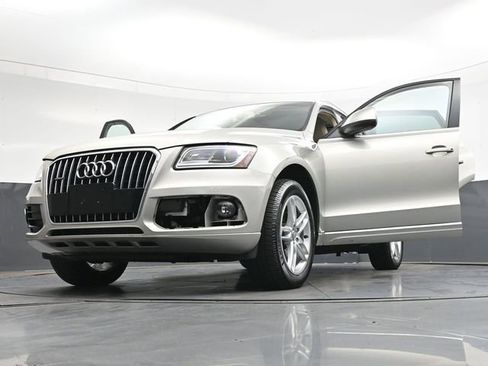 Used 2014 Audi Q5 2.0T Premium Plus w/ Premium Plus Package AWD/4WD image 42