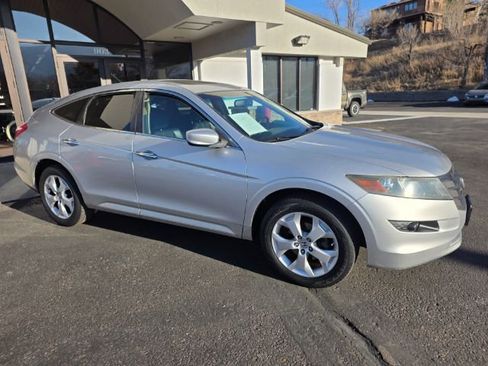 Used 2010 Honda Crosstour EX-L image 2