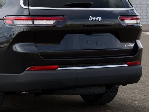 New 2026 Jeep Grand Cherokee L 2WD image 13