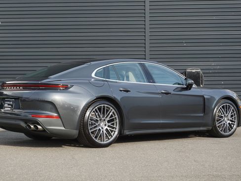Certified 2026 Porsche Panamera 4 AWD/4WD image 8