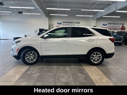 Used 2024 Chevrolet Equinox LT w/ LPO, Floor Liner Package FWD image 15