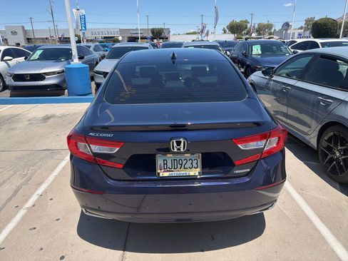 Used 2018 Honda Accord EX image 15