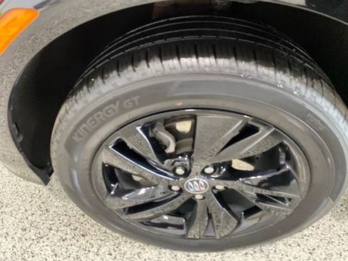 Used 2024 Buick Encore GX Sport Touring image 20