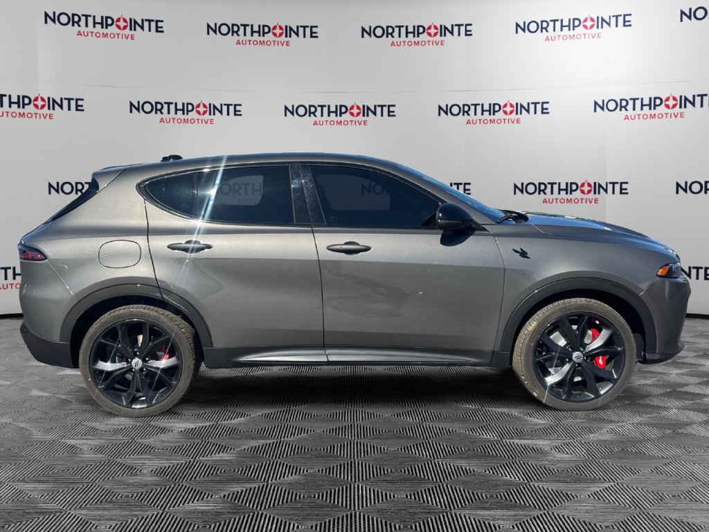 Used 2024 Dodge Hornet R/T Plus AWD/4WD image 7