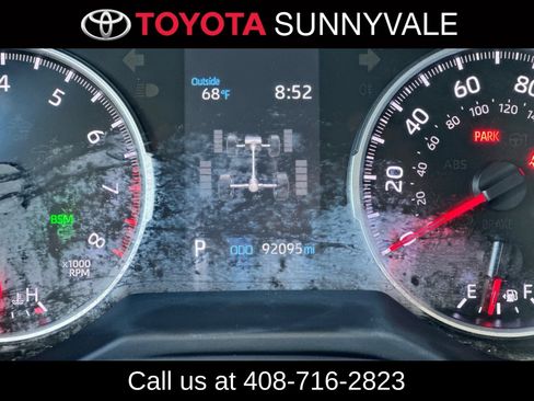 Used 2022 Toyota RAV4 XLE AWD/4WD image 30