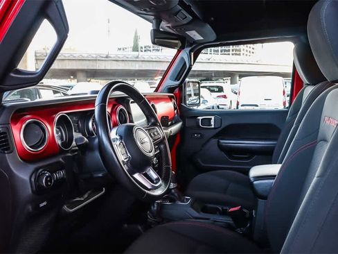 Used 2020 Jeep Gladiator Rubicon image 18