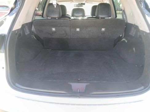 Used 2023 Nissan Murano SV image 15