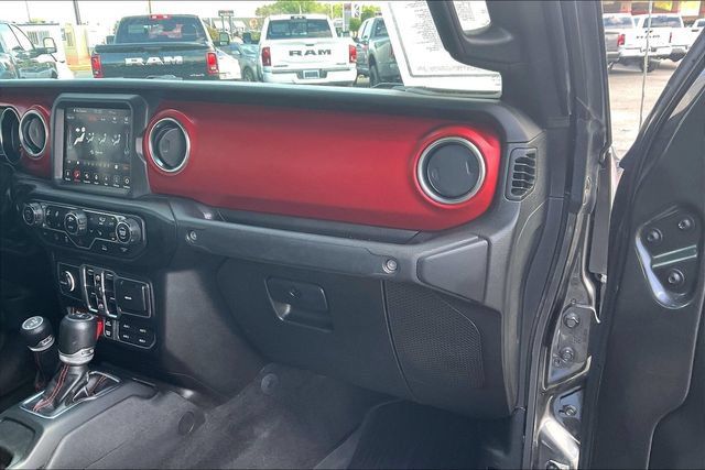 Used 2022 Jeep Gladiator Rubicon w/ LED Lighting Group AWD/4WD image 16