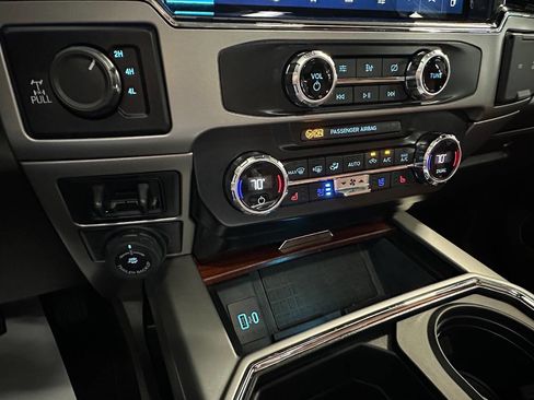 Used 2022 Ford F250 King Ranch w/ King Ranch Ultimate Package AWD/4WD image 54