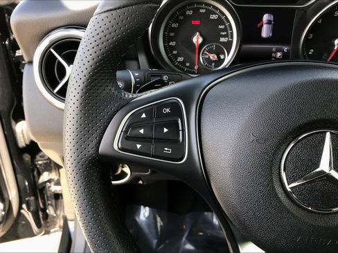 Certified 2019 Mercedes-Benz GLA 250 image 13