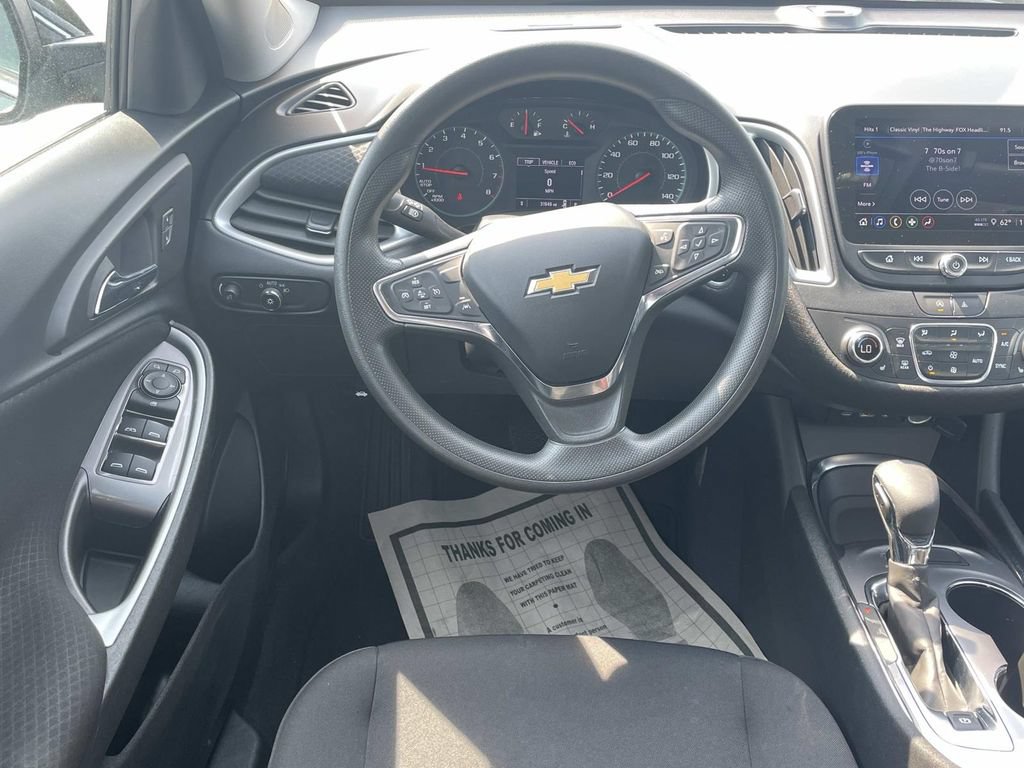Used 2023 Chevrolet Malibu LT FWD image 13