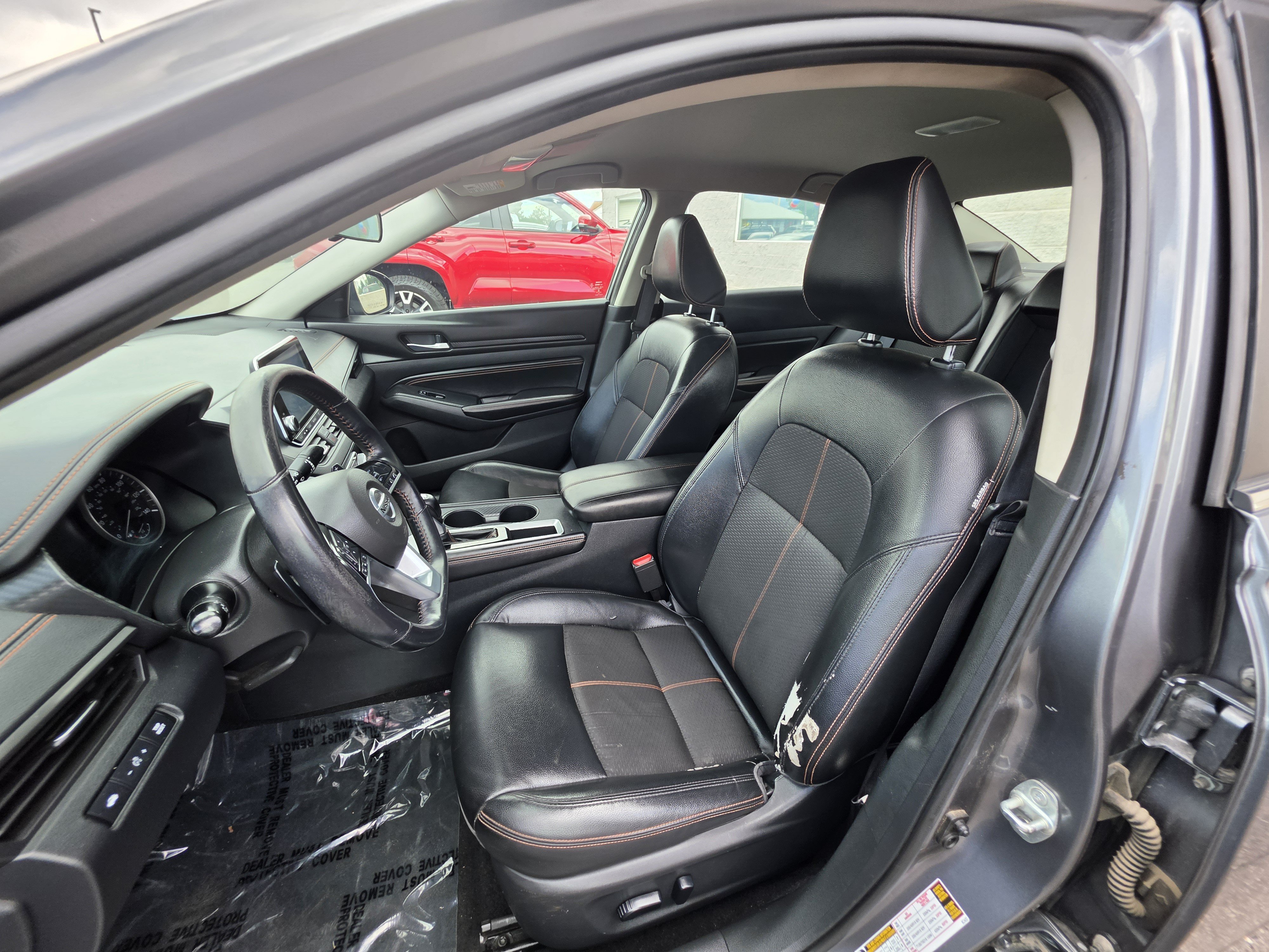 Used 2020 Nissan Altima 2.5 SR FWD image 12