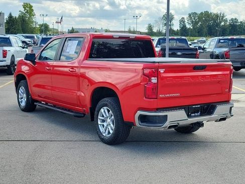 Used 2023 Chevrolet Silverado 1500 LT AWD/4WD image 3