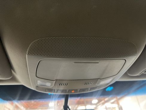 Used 2018 Ford Edge SEL AWD/4WD image 37