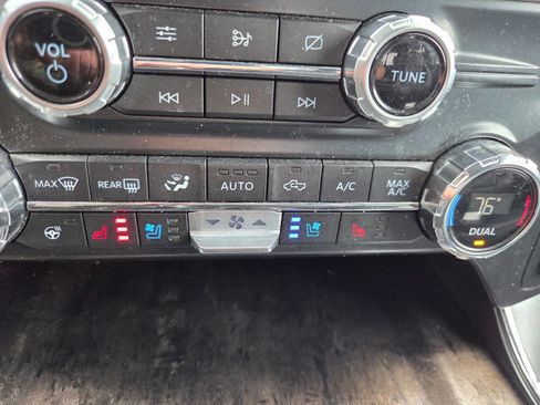 Used 2021 Ford F150 Lariat w/ Equipment Group 502A High image 15