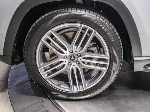 Certified 2024 Mercedes-Benz GLS 450 4MATIC image 10