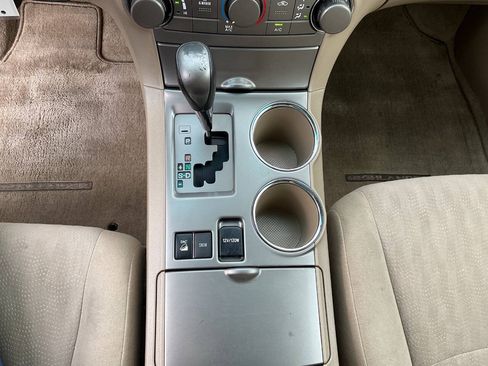 Used 2008 Toyota Highlander Sport AWD/4WD image 22