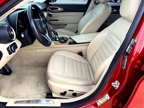 Used 2018 Alfa Romeo Giulia Ti w/ Quick Order Package 22Z Lusso image 14